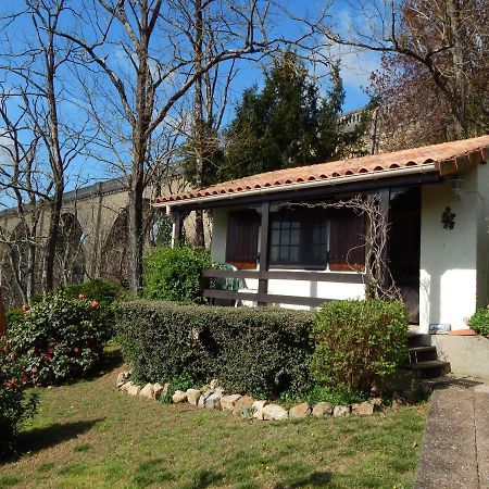The Petite Chalet Chambre D'Hotes L'Isle-Jourdain  ภายนอก รูปภาพ