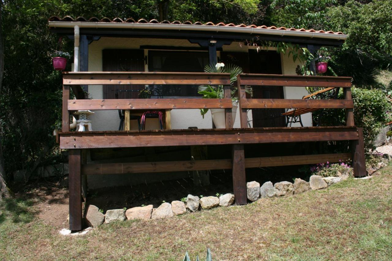 The Petite Chalet Chambre D'Hotes L'Isle-Jourdain  ภายนอก รูปภาพ